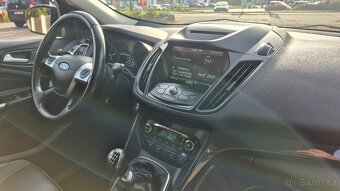 Ford Kuga 1.5 16V Titanium 2015 - 15