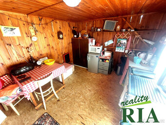 Nymburk "NaŽábě"-rekr.chata 1+kk, bazén, poz. 315m2-pěkné - 15