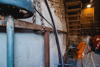 Prodám PILU na dřevo, nebo části (MOTOR 7.5 kw atd) + koleje - 15