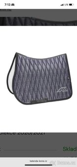 Krásná Podsedlová dečka EQUILINE diamac logo VS black-třpyt. - 15
