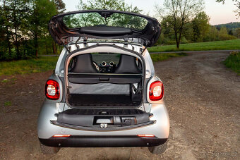 Smart Fortwo EQ coupe, elektro, 60kW, nab.22kW, navigace - 15