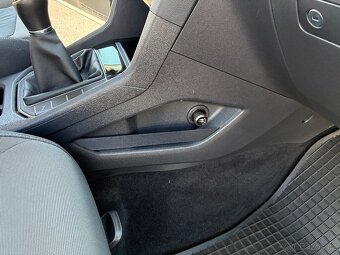 VW Golf SPORTSVAN 1.2 TSI 81 kW - 15
