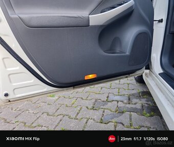 Toyota Prius III Executive (STK 2026, udržovaný) - 15