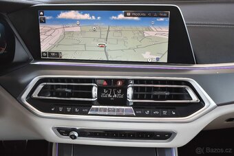 BMW X5 xDrive30d ///MSPORT TAŽNÉ HEAD-UP ČR - 15