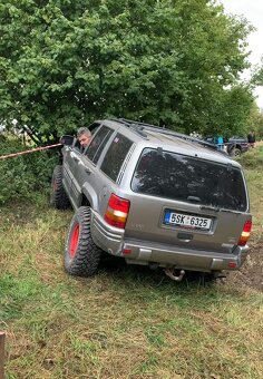 JEEP GRAND CHEROKEE ZG 5.9 - 15