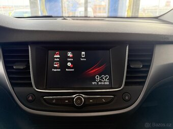 Opel Crossland 1,2 SERVISKA,ČR - 15