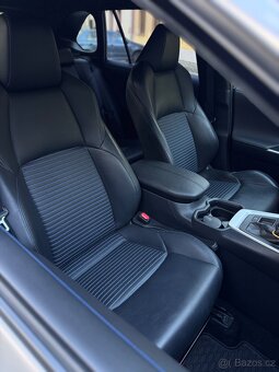 Toyota RAV4 2.5 HYBRID Style 131kW Automat 79tkm VVT-i Xenon - 15
