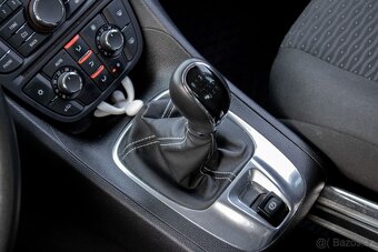 Opel Meriva 1.4 turbo Drive MT/6 - 15