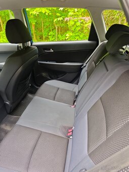 HYUNDAI i30 Combi 1.4 benzín ,80kW 2011 ČR ,1.majitel - 15