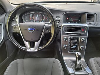 VOLVO V60 2.0D4,133kW, NAVI,PDC,LED,XENON, 145 785km - 15