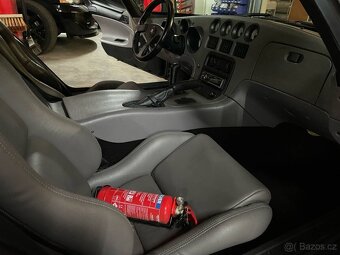 Dodge Viper RT/10 8.0 V10 - 15