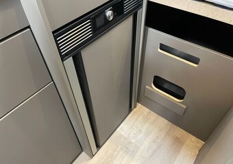 2023 LMC Ford Transit 170PS AUTOMAT Obytné auto vestavba TOP - 15
