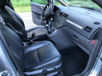 Prodám Ford C-MAX 1.8 DURATEC CSDB, LPG, 273 000 km – 24.900 - 15