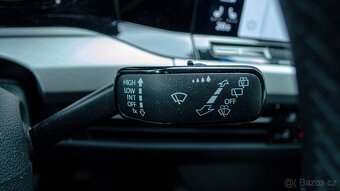 Volkswagen Golf Variant 2.0 TDI Life DSG - 15