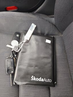 Prodám  Škoda Octavia 2 sedan Rok výroby 06 2.0.110kw STK pl - 15