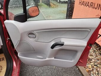 Citroën C3 1.4i 54kw Automat Klima - 15