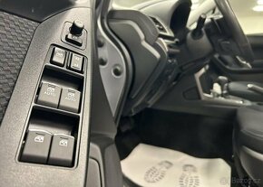 Subaru Forester Comfort 2.0 2018 skladem v Pra 110 kw - 15