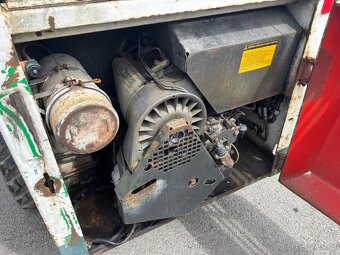 Kolový smykový nakladač Bobcat 741, nefunkční hydraulika - 15