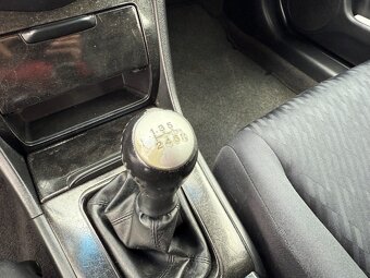 Honda Accord 2.4i -VTEC MANUÁL - 15