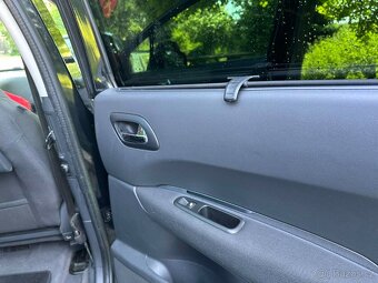 5008 Peugeut. 2012 rok. 2,0 nafta. Automat 7 mistni - 15