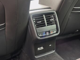 Škoda Octavia Combi 2.0 TSI RS DSG - 15