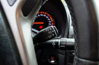 Toyota Avensis 2.0l D-4D - 15