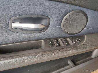Interiér BMW E61 - 15