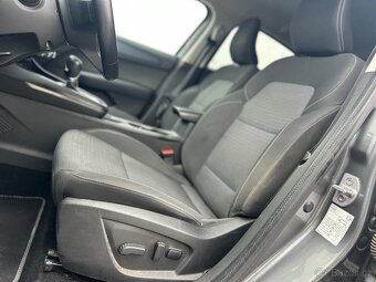HYBRID R2022 Renault Arkana E-Tech 130t km LED světla LineAs - 15