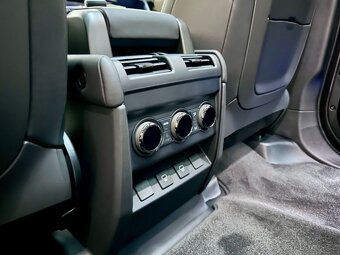 Land Rover Defender 110 OCTA P635 S - NOVÝ VŮZ, Edition One - 15