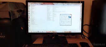 WIN7,Intel Q6600 2,4 GHz;Socket 775 LGA,4GB DDR2 - 15