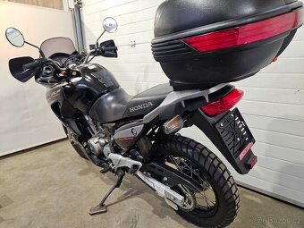Honda XL 650 V Transalp rok 2005 - 15
