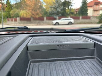 Ford F-150,  5.0 V8 Lariat - 15