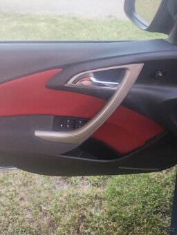 OPEL ASTRA J - 15
