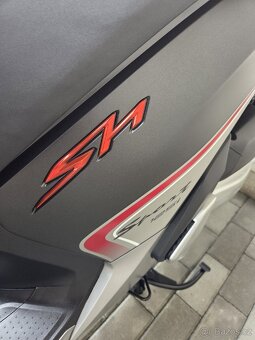 HONDA SH 125i Sport, start-stop, ABS
 - 15
