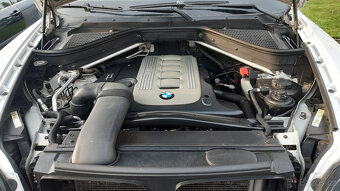 BMW X5 E70 NOVÁ TK , VELKÁ NAVÍ ,PĚKNÉ  ČTĚTE - 15