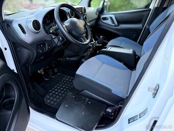 PEUGEOT PARTNER TEPEE 1.6HDI 55kw ÚPRAVA PRO ZTP/RUČNÍ OVLÁD - 15