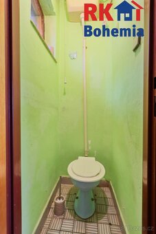 Nabízím k prodeji 2 rodinné domy s velkým pozemkem v obci By - 15