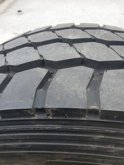Pneu LingLong 385 / 65 R22,5 - 15