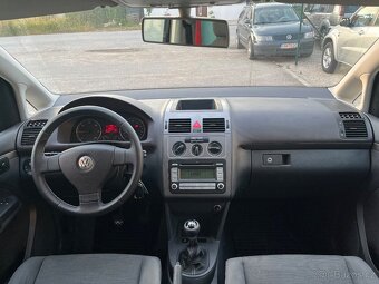 Volkswagen Touran 1.9 TDI 77kW = 7 miest, Bez korozie = - 15