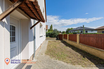 Prodej rodinného domu 5+1, 1004 m², Mělník - 15