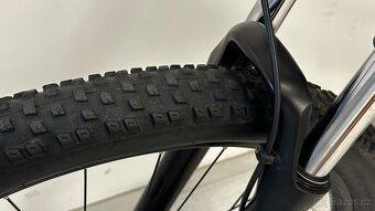 Specialized Rockhopper, 29", rám M, pro jedzce od 165 - 15