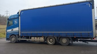 Jumbo, průjezdná souprava Mercedes Benz Actros - 15