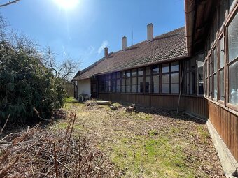Veliký rodinný dům, možno i jako dvojdomek - 15