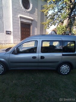 Opel Combo Tour 1.7cdti 74kw rok 7/2010 Family XL - 15