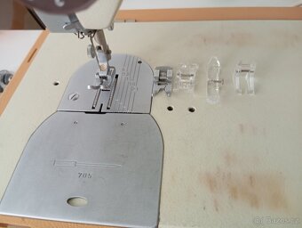 Kufříkový šicí stroj Veritas 8014/40 se stehovou automatikou - 15