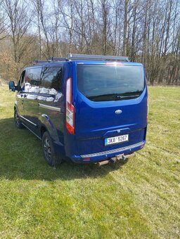 Ford Custom Torneo Titanium - 15