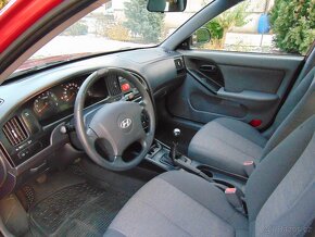 HYUNDAI ELANTRA 1.6,PŮVOD ČR,TAŽNÉ,KLIMA - 15