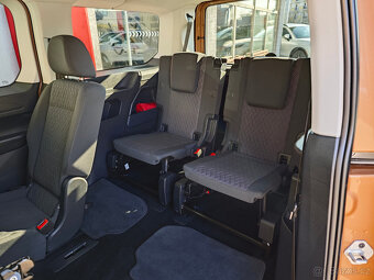 Volkswagen Caddy Maxi Life 2.0 TDi 7 míst - 15