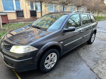Renault Megane 1.6 i - 15