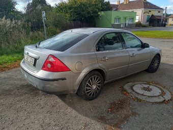 Ford Mondeo 2003 v automatu - 15